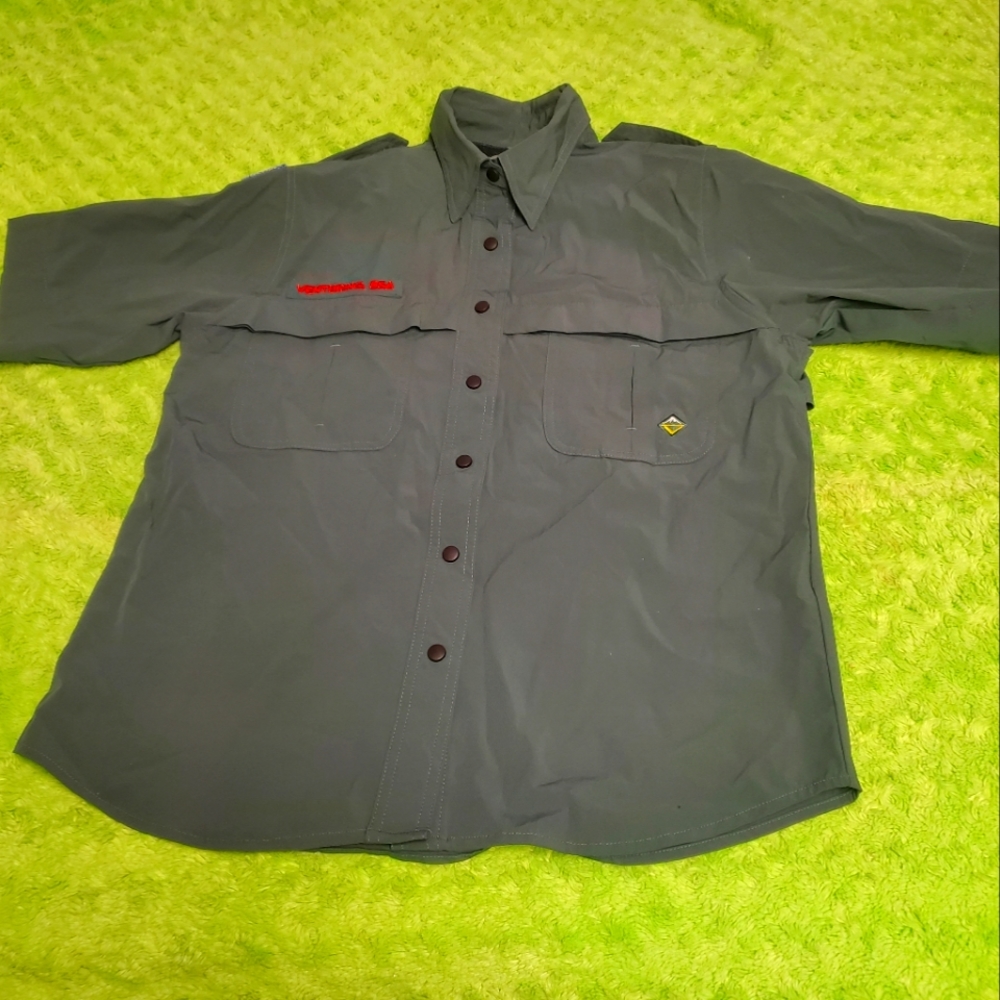 Womens Size Medium Venture Scout Top
